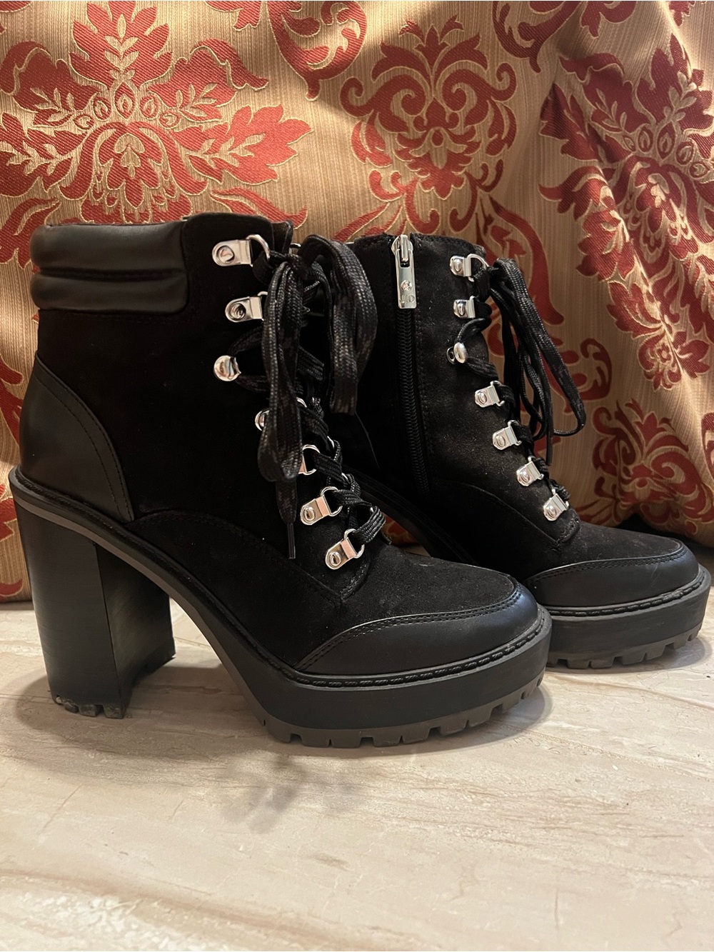 Jennifer Lopez Black Lace-Up Chunky Heel Ankle Boots